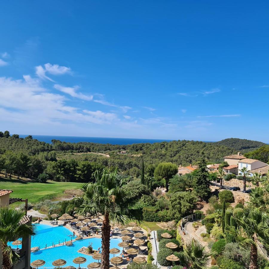 Appartamento Hameau Des Amandiers - Vue Mer, Golf Et Vignes Saint-Cyr-sur-Mer Esterno foto